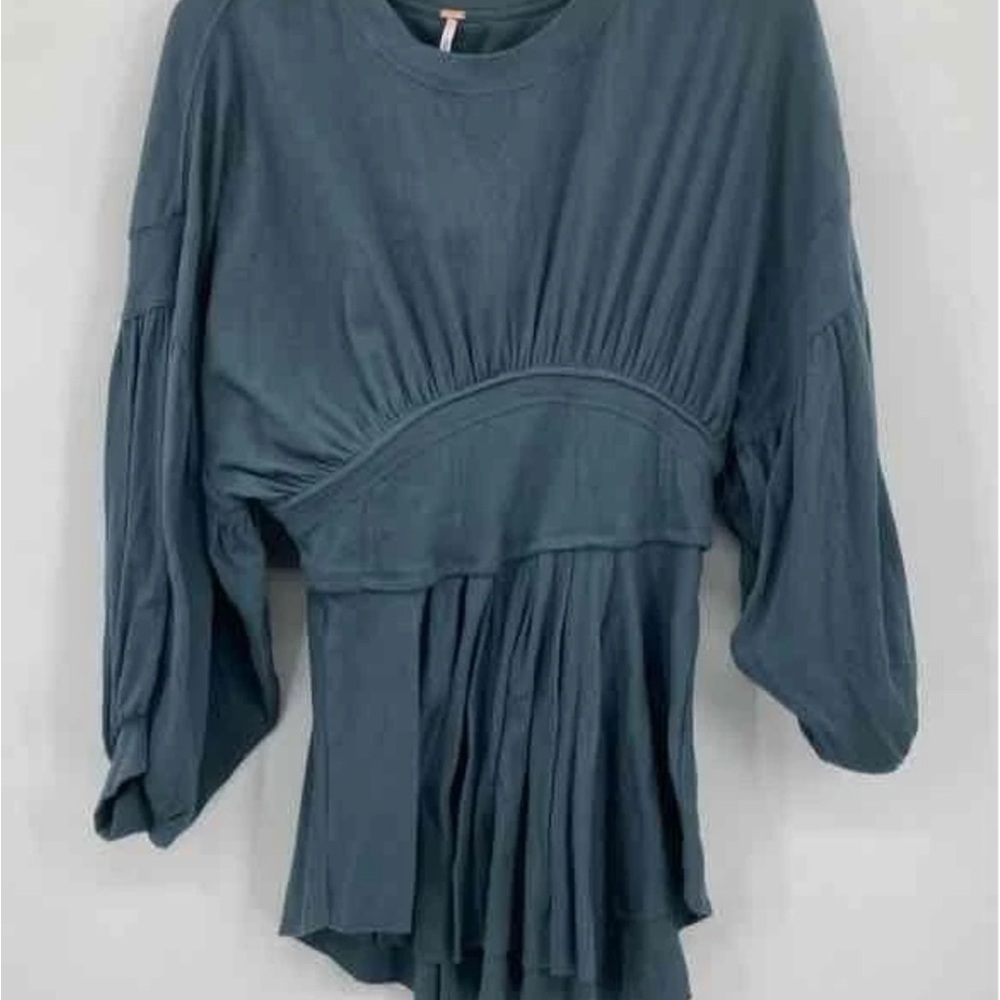 Free People Gray Pleated 3/4 Sleeve Blouse
